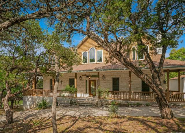 Property at 18705 Lookout Mountain Trl, Helotes, TX 78023, 4 beds, 3.5 baths