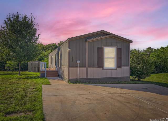 Property at 403 Bucks Cir, Converse, TX 78109, 3 beds, 2 baths