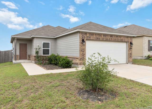 Property at 3305 Ridge Pl, Seguin, TX 78155, 3 beds, 2 baths
