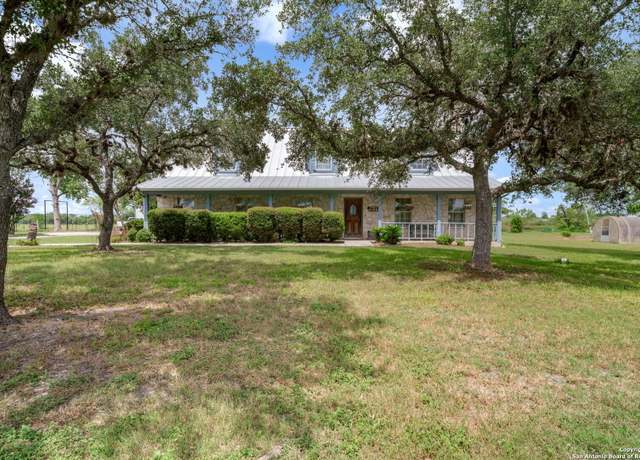 Property at 210 Tolle Rd, Cibolo, TX 78108, 3 beds, 2 baths