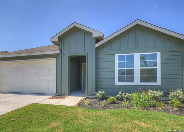 Property at 1025 Argonne Frst, Seguin, TX 78155, 4 beds, 2 baths