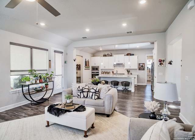 Property at 105 Riding Plum Dr, San Marcos, TX 78666, 2 beds, 2 baths