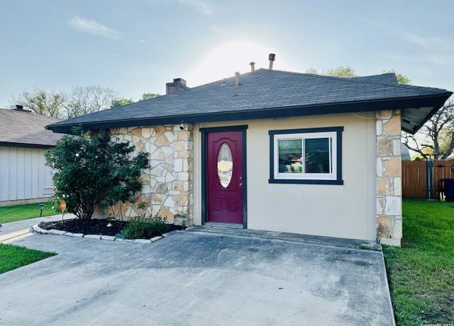 Property at 8031 Laurel Bnd, San Antonio, TX 78250, 3 beds, 1 bath