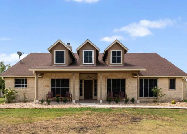 Property at 7006 Robin Hood, Schertz, TX 78154, 3 beds, 3 baths
