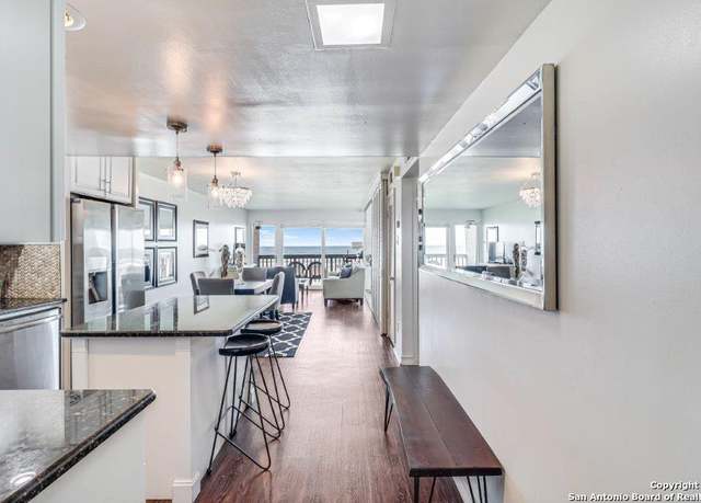 Property at 14810 N Windward Dr #209, Corpus Christi, TX 78418, 2 beds, 2 baths