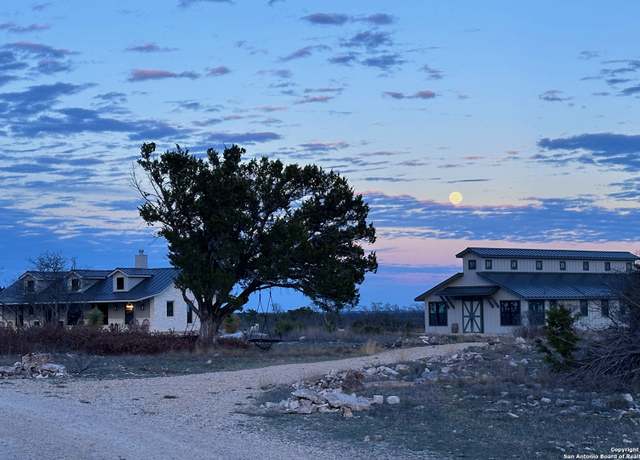 Property at 190 NW Camino Real Rd, Junction, TX 76849, 6 beds, 4 baths