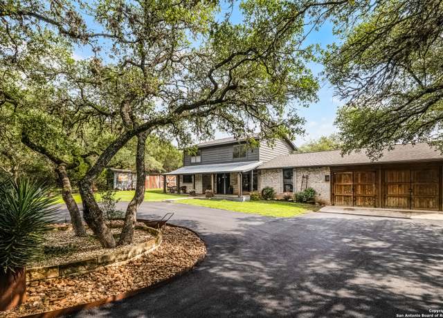 Property at 520 Elm Creek Rd, New Braunfels, TX 78132, 4 beds, 2.5 baths