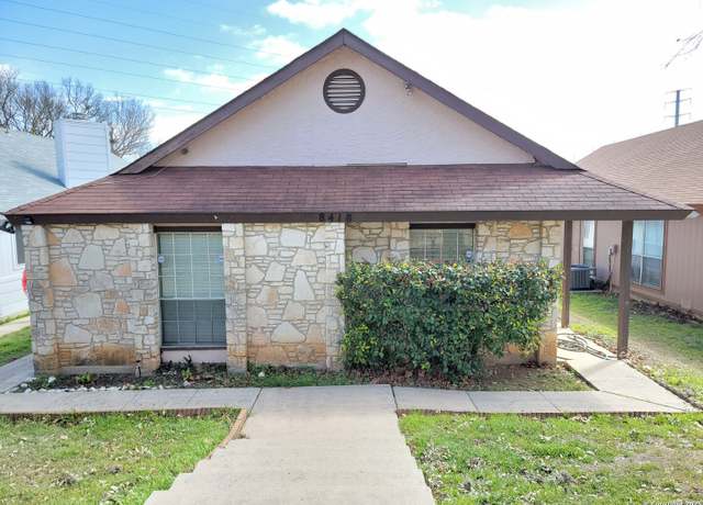 Property at 8418 Cranberry Hl, San Antonio, TX 78254, 3 beds, 2 baths