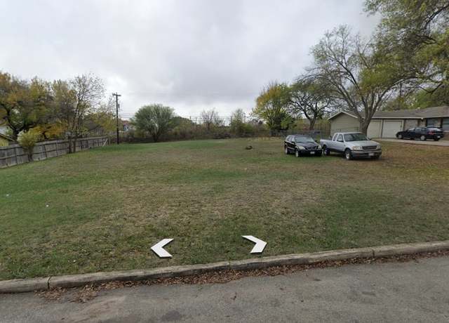 Property at 210 Sunnyland Dr, San Antonio, TX 78228