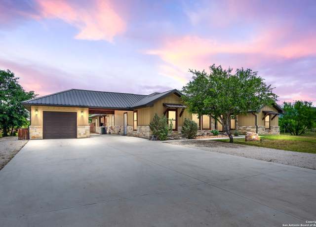 Property at 1185 Mountain Vly, Concan, TX 78838, 5 beds, 4.5 baths