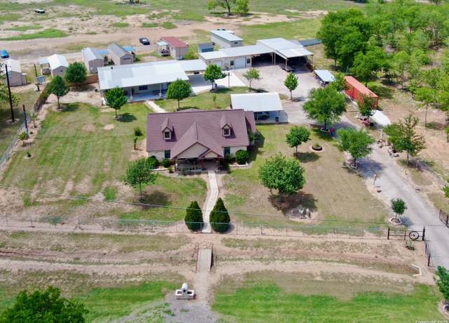 Property at 12365 Rudolph Rd Unit 3, Atascosa, TX 78002, 3 beds, 2 baths