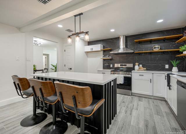 Property at 123 Marchmont, San Antonio, TX 78213, 3 beds, 2 baths