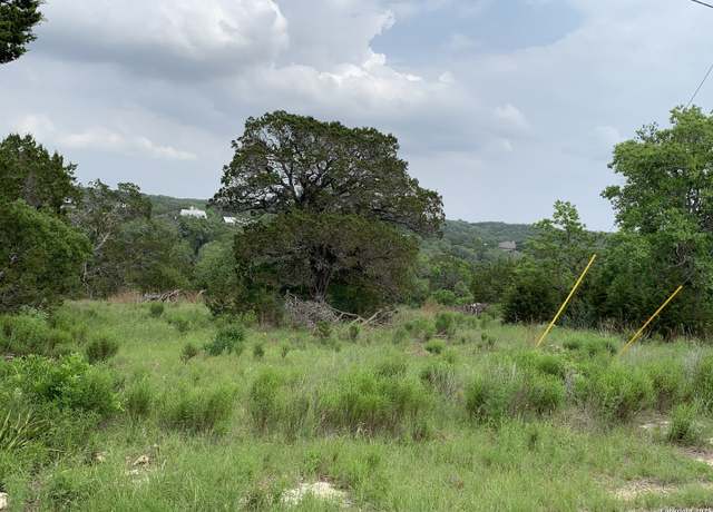 Property at 421 Cliffview Cir, Canyon Lake, TX 78133