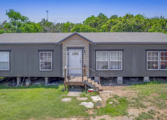 Property at 15411 Cranes Mill Rd, Canyon Lake, TX 78133, 3 beds, 2 baths