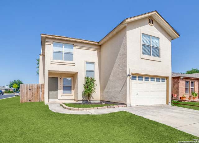 Property at 2943 Broad Pln, San Antonio, TX 78245, 3 beds, 2.5 baths