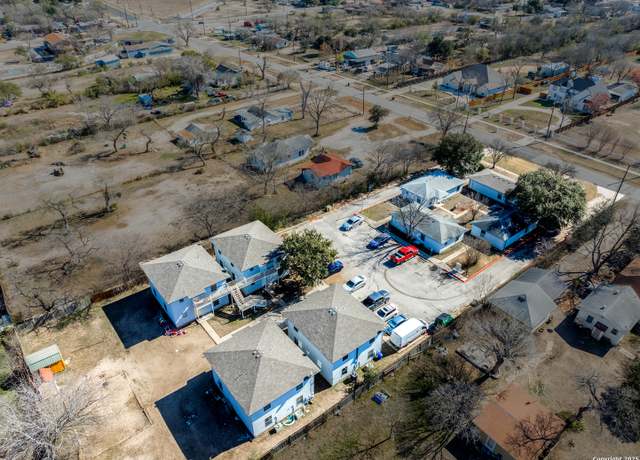 Property at 927 W Formosa Blvd, San Antonio, TX 78221-2613, 16 beds, 8 baths