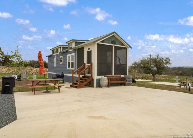 Property at 5386 Ranch Road 1376 #4, Fredericksburg, TX 78624, 1 bed, 1 bath