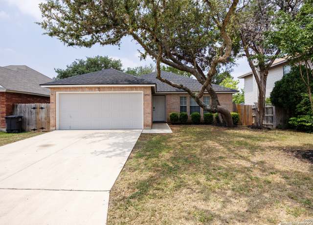 Property at 10511 Stone Crk, San Antonio, TX 78254, 3 beds, 2 baths