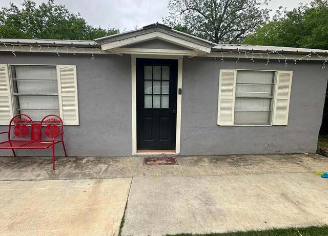 Property at 313 Mary Ann St, Uvalde, TX 78801, 2 beds, 1 bath