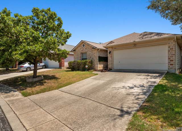 Property at 9026 Veranda Ct, San Antonio, TX 78250, 3 beds, 2 baths