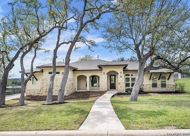 Property at 25915 Tivoli Mdw, San Antonio, TX 78260, 3 beds, 4.5 baths