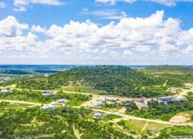 Property at 10615 Kendall Cyn, San Antonio, TX 78255