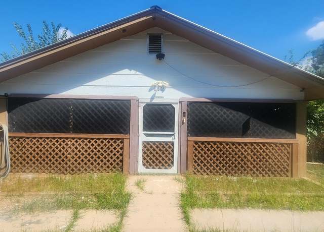 Property at 112 Morey, Gonzales, TX 78629, 2 beds, 1.5 baths