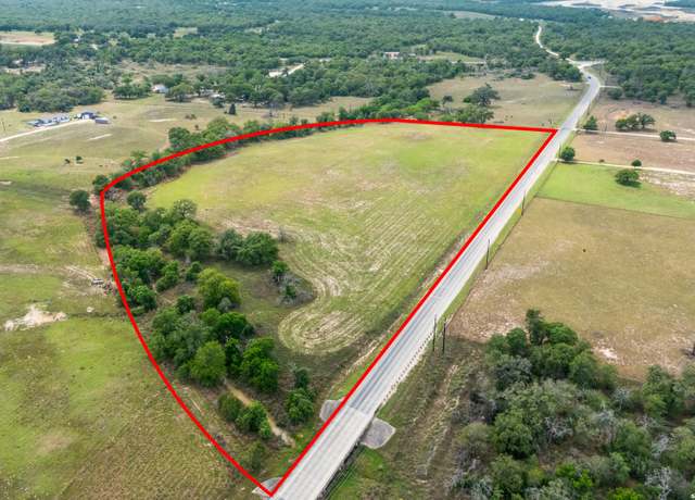 Property at 326 Fm 1681, Stockdale, TX 78160