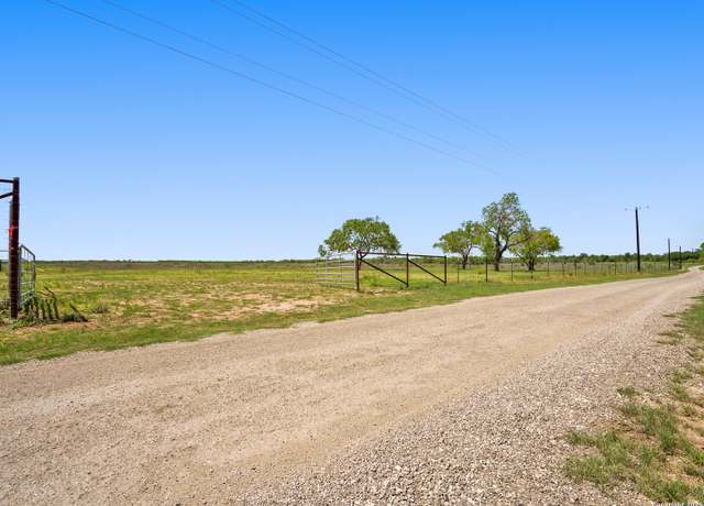 Property at TBD Tract 2, CR 329, Jourdanton, TX 78026