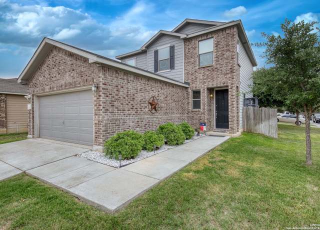 Property at 302 Pleasanton Hts, San Antonio, TX 78221, 3 beds, 2.5 baths