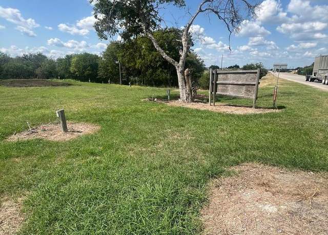 Property at 711 Helena Rd, Karnes City, TX 78118