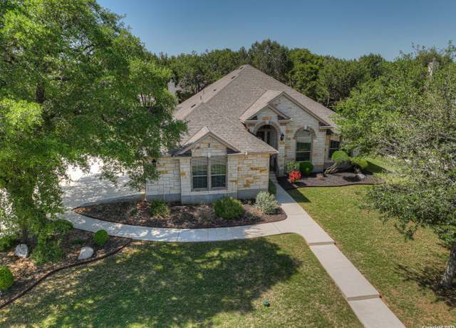 Property at 271 Hamburg, New Braunfels, TX 78132, 3 beds, 2.5 baths