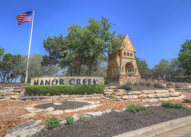 Property at 271 Hamburg, New Braunfels, TX 78132, 3 beds, 2.5 baths