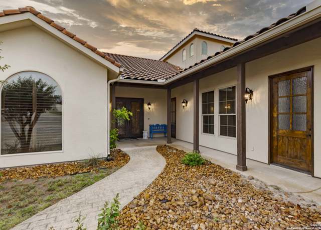 Property at 3801-15 Club House Rd #15, Kerrville, TX 78028, 3 beds, 3 baths