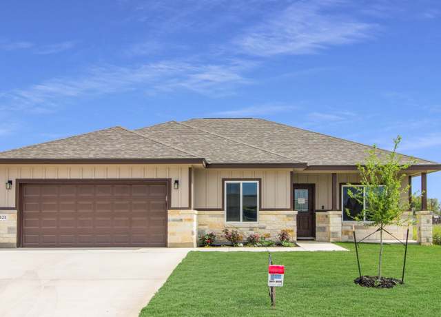 Property at 121 Lost Pines Ln, Marion, TX 78124, 3 beds, 2 baths