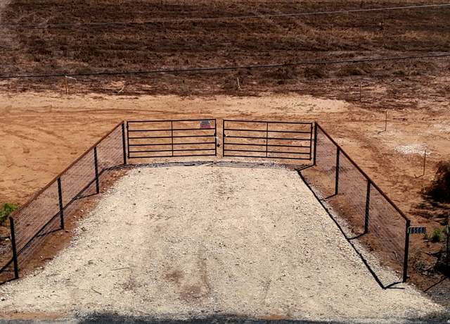 Property at 16568 New Berlin Rd, St Hedwig, TX 78152