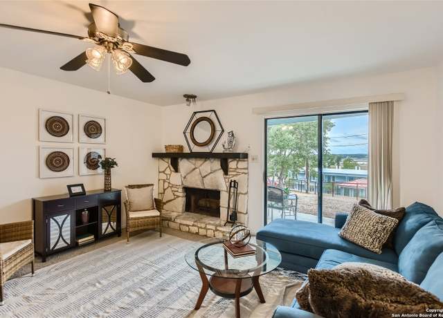 Property at 1603 Parkview Dr Unit F4, Canyon Lake, TX 78133-3372, 1 bed, 1 bath