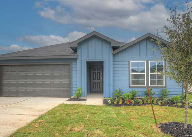Property at 411 Hodges St, Maxwell, TX 78656, 4 beds, 2 baths