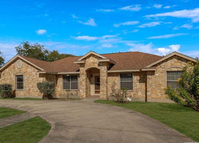 Property at 221 Cheyenne Ave, San Antonio, TX 78207-6811, 4 beds, 2.5 baths