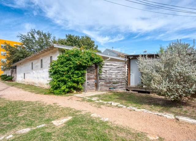 Property at 418 Clay #301, San Antonio, TX 78204, 2 beds, 2 baths