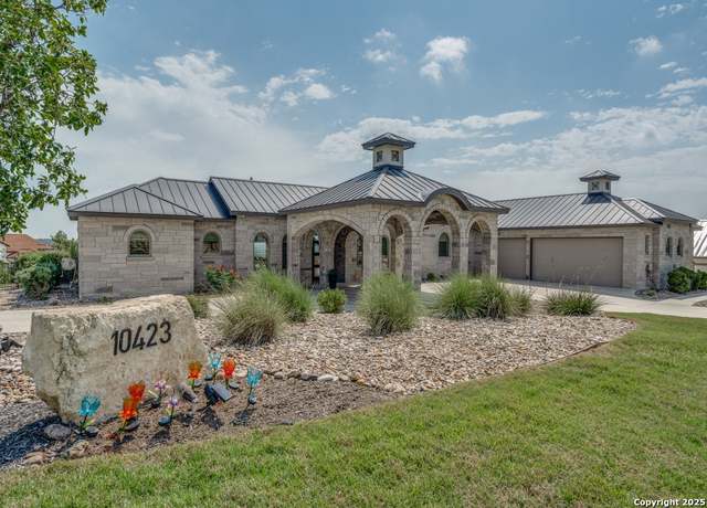 Property at 10423 Kendall Cyn, San Antonio, TX 78255, 5 beds, 4 baths