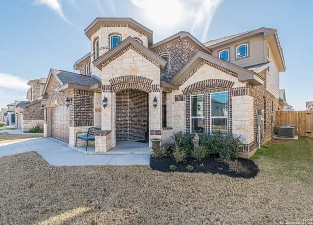 Property at 2564 Ayers, Seguin, TX 78155, 4 beds, 4 baths