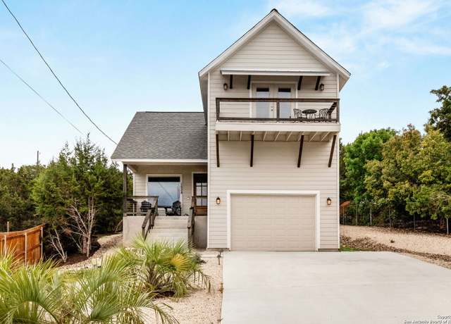Property at 1528 Connie, Canyon Lake, TX 78133, 3 beds, 2.5 baths
