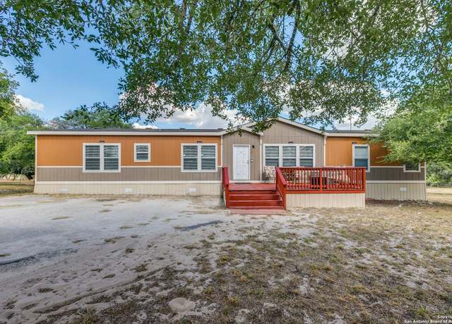 Property at 277 County Road 7812, Natalia, TX 78059, 4 beds, 2 baths