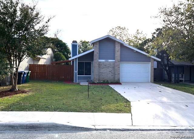 Property at 16619 Wolf Rdg, San Antonio, TX 78247, 2 beds, 1.5 baths