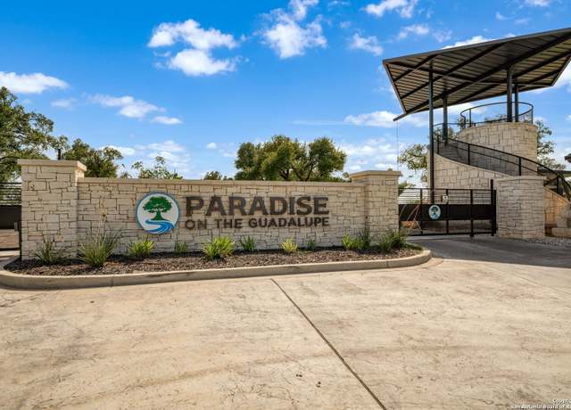 Property at 1750 Paradise Pkwy, Canyon Lake, TX 78133