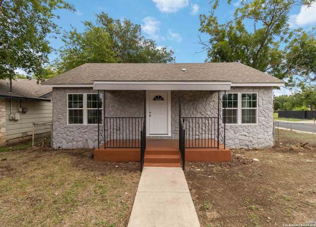 Property at 2738 Ravina, San Antonio, TX 78222, 3 beds, 2 baths