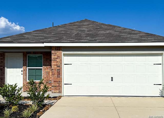 Property at 15718 Clove Spice Way, Von Ormy, TX 78073, 3 beds, 2 baths