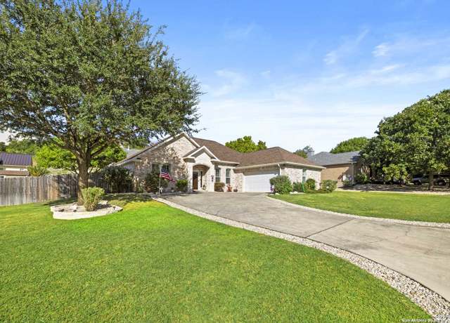 Property at 1809 Mountain Laurel, Kerrville, TX 78028, 3 beds, 2 baths