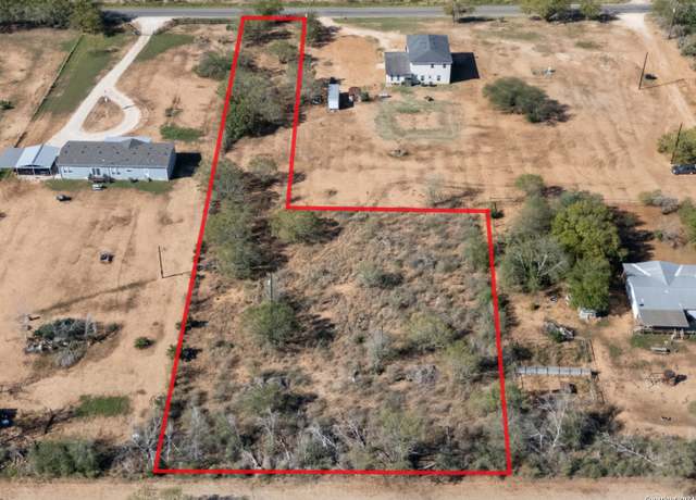 Property at 2240 County Road 5710, Devine, TX 78016
